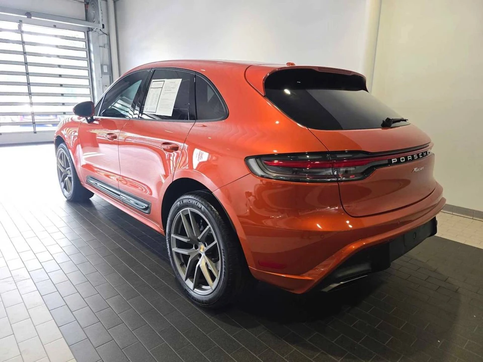 2025 Porsche Macan Electric - Image 3 of 4