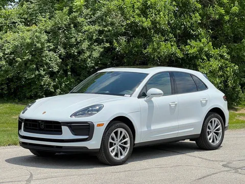 2025 Porsche Macan