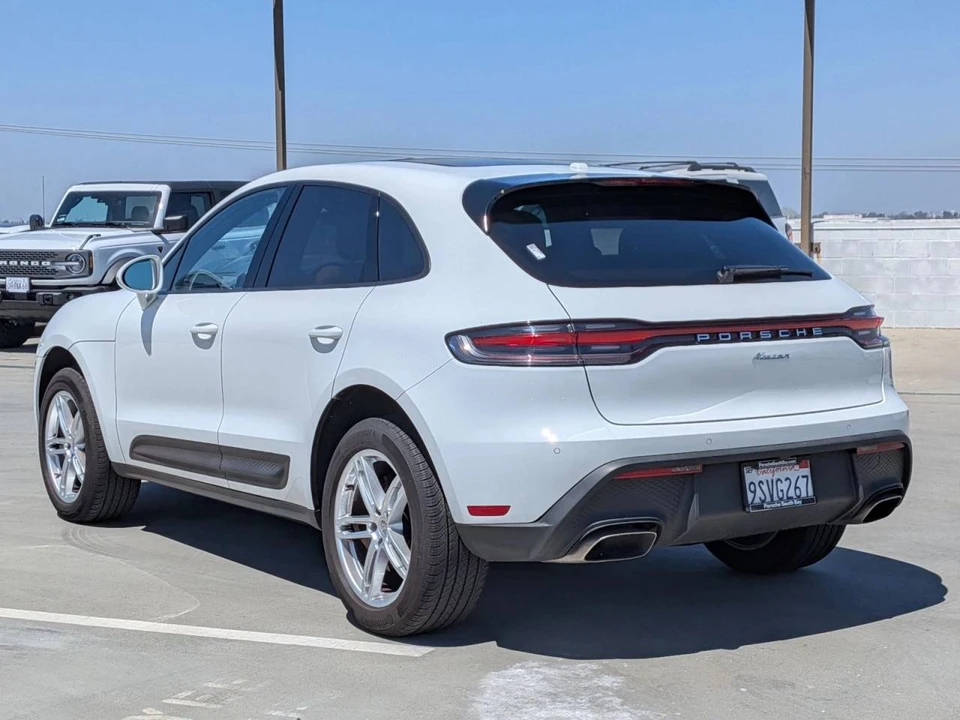 2025 Porsche Macan Electric - Image 3 of 5