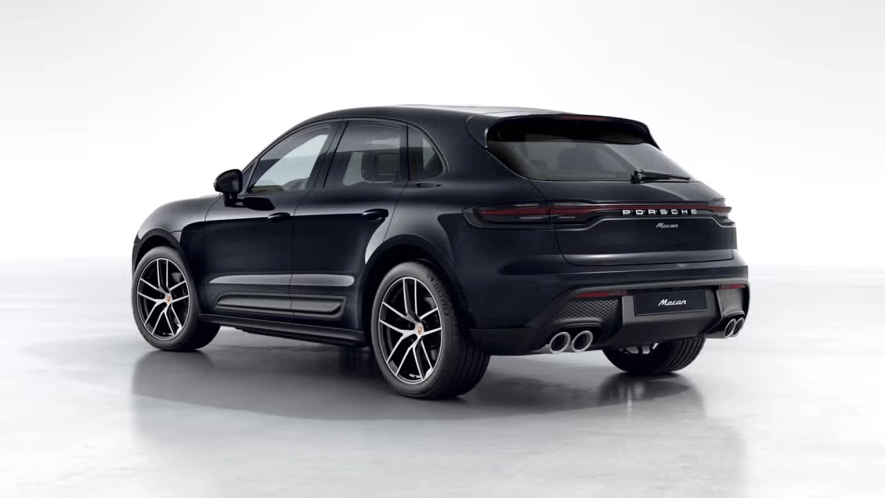 2025 Porsche Macan - Image 20 of 30