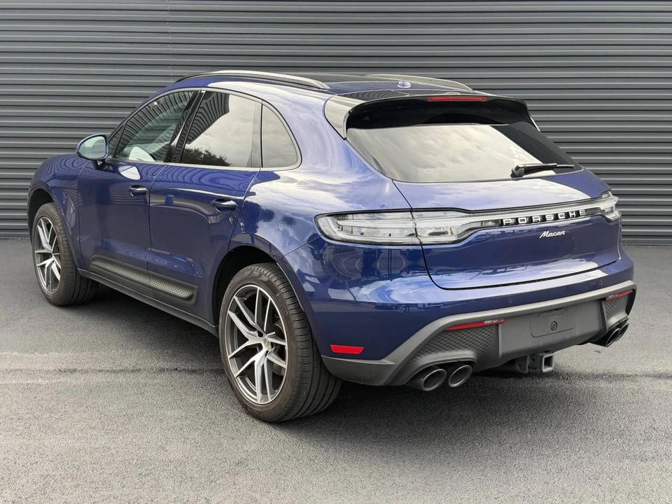 2025 Porsche Macan Electric - Image 3 of 4