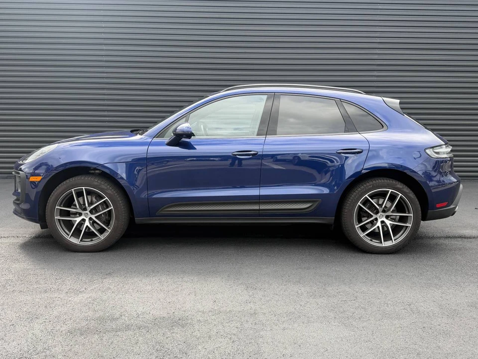 2025 Porsche Macan Electric - Image 2 of 4