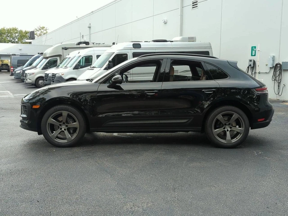 2025 Porsche Macan Electric - Image 2 of 4