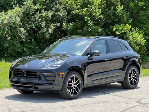 2025 Porsche Macan