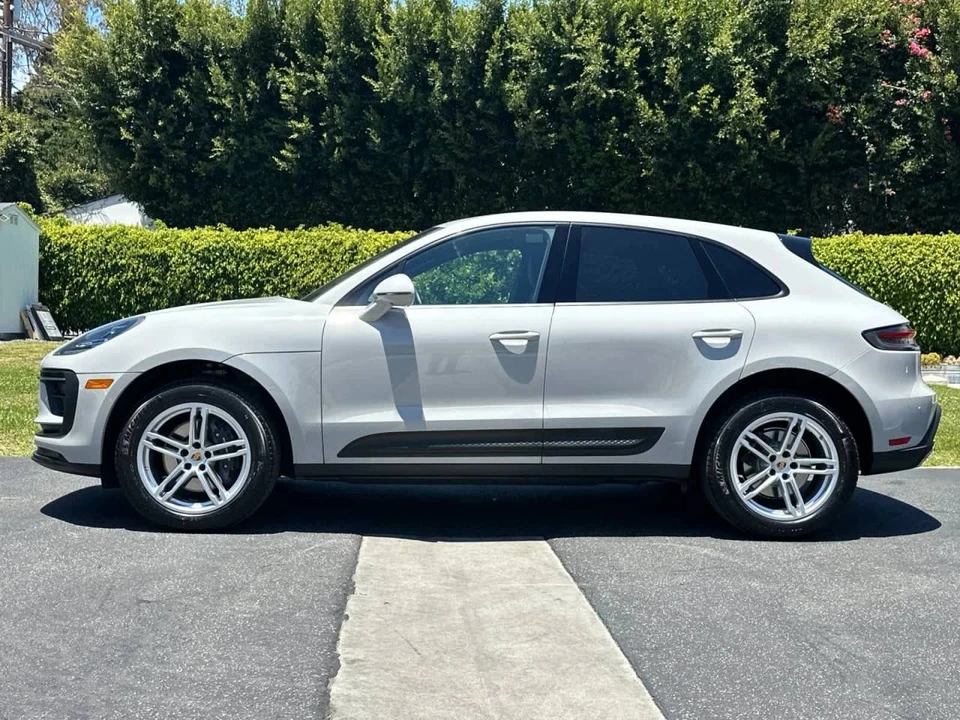2025 Porsche Macan Electric - Image 2 of 4