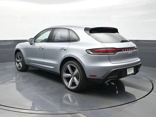 2025 Porsche Macan Electric - Image 3 of 5