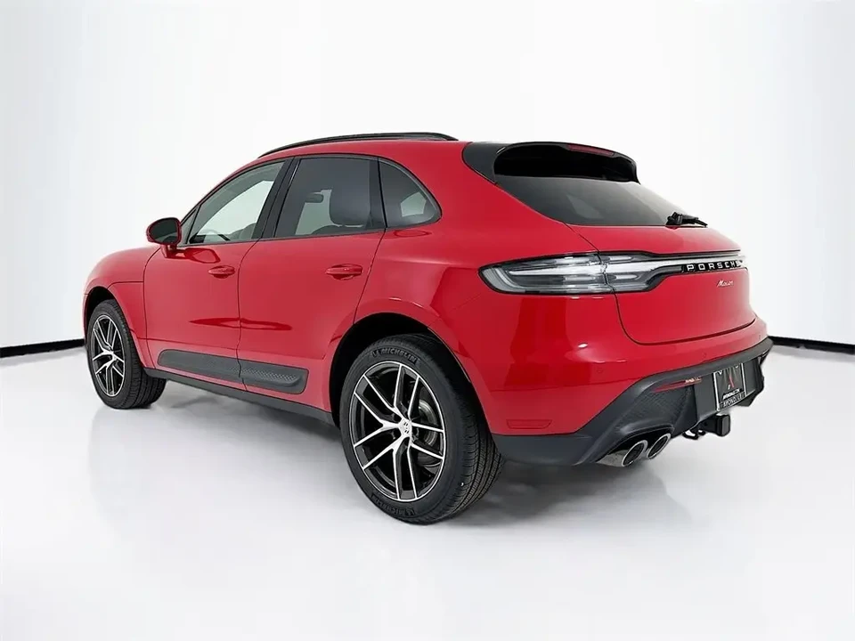 2025 Porsche Macan - Image 3 of 13