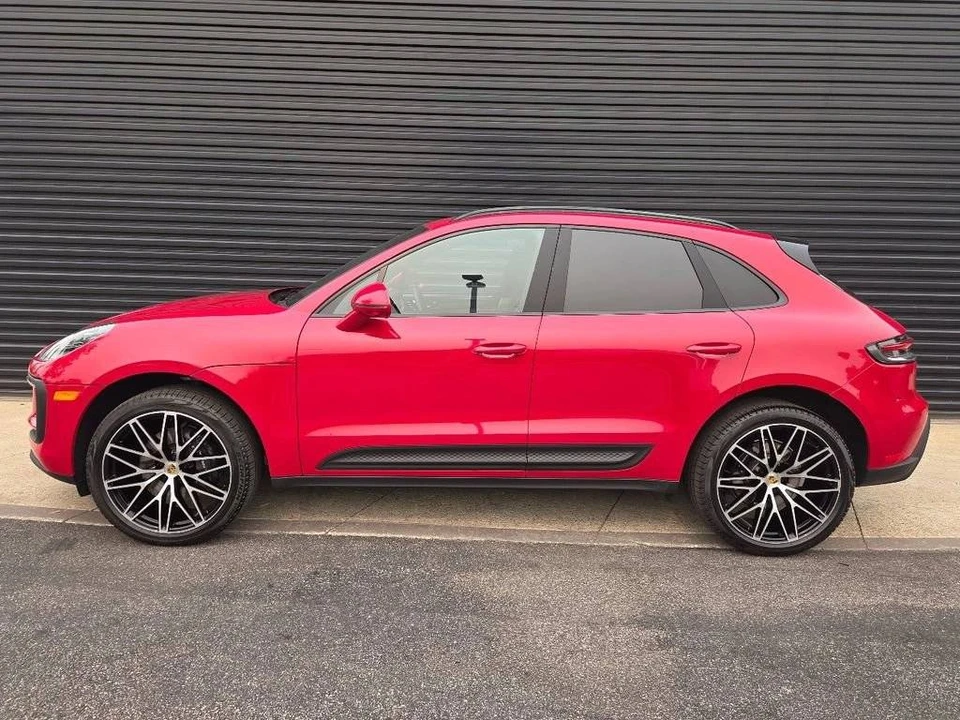 2025 Porsche Macan Electric - Image 2 of 5