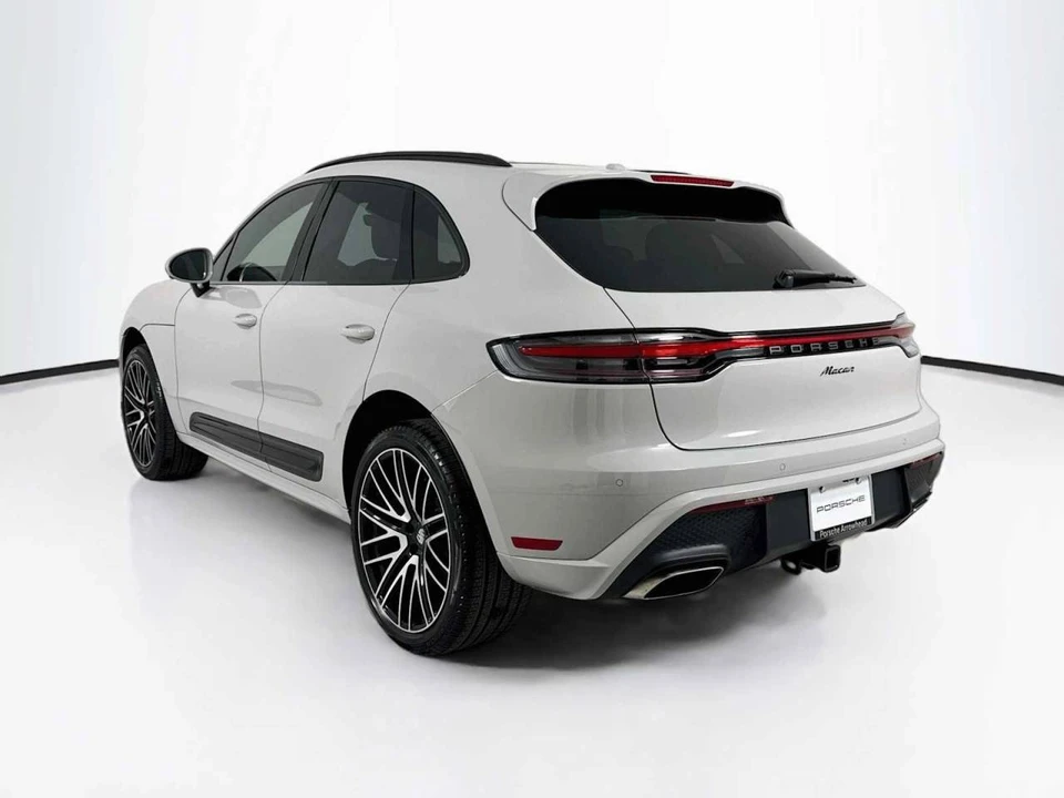 2025 Porsche Macan Electric - Image 3 of 4
