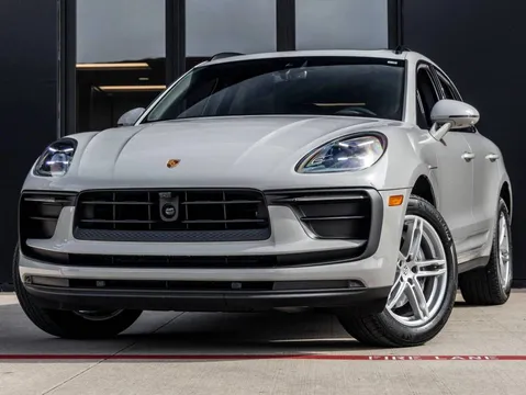 2025 Porsche Macan