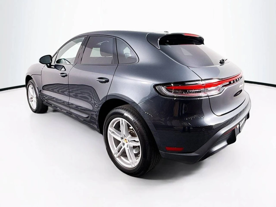 2025 Porsche Macan Electric - Image 3 of 4