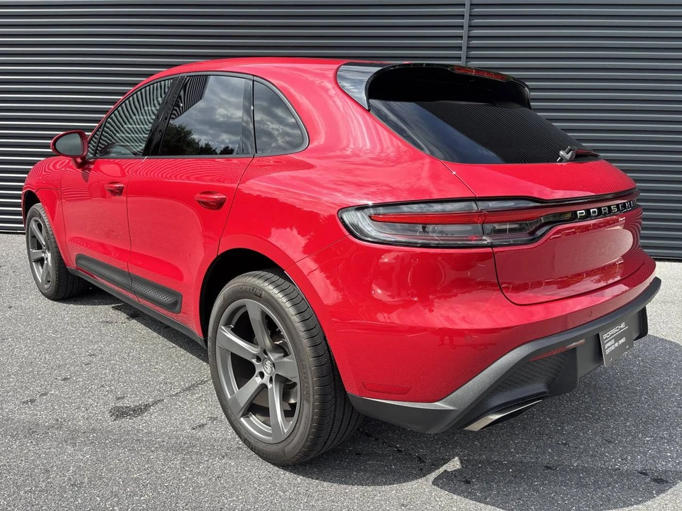 2025 Porsche Macan Electric - Image 3 of 4