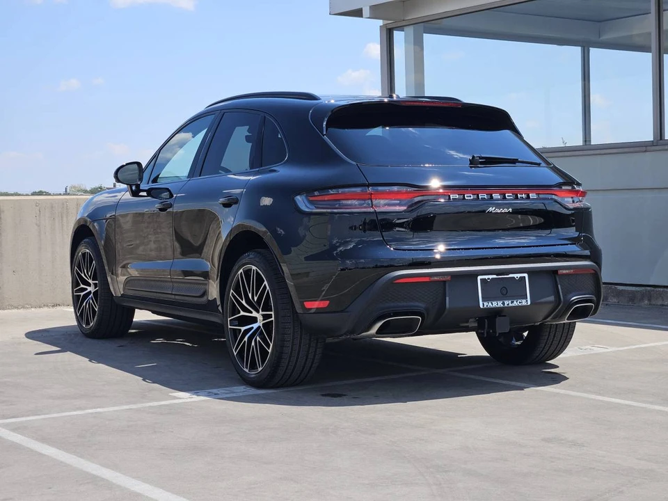 2025 Porsche Macan Electric - Image 3 of 4