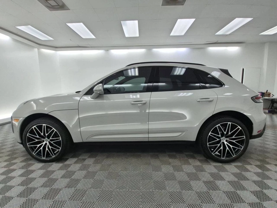 2025 Porsche Macan Electric - Image 2 of 4