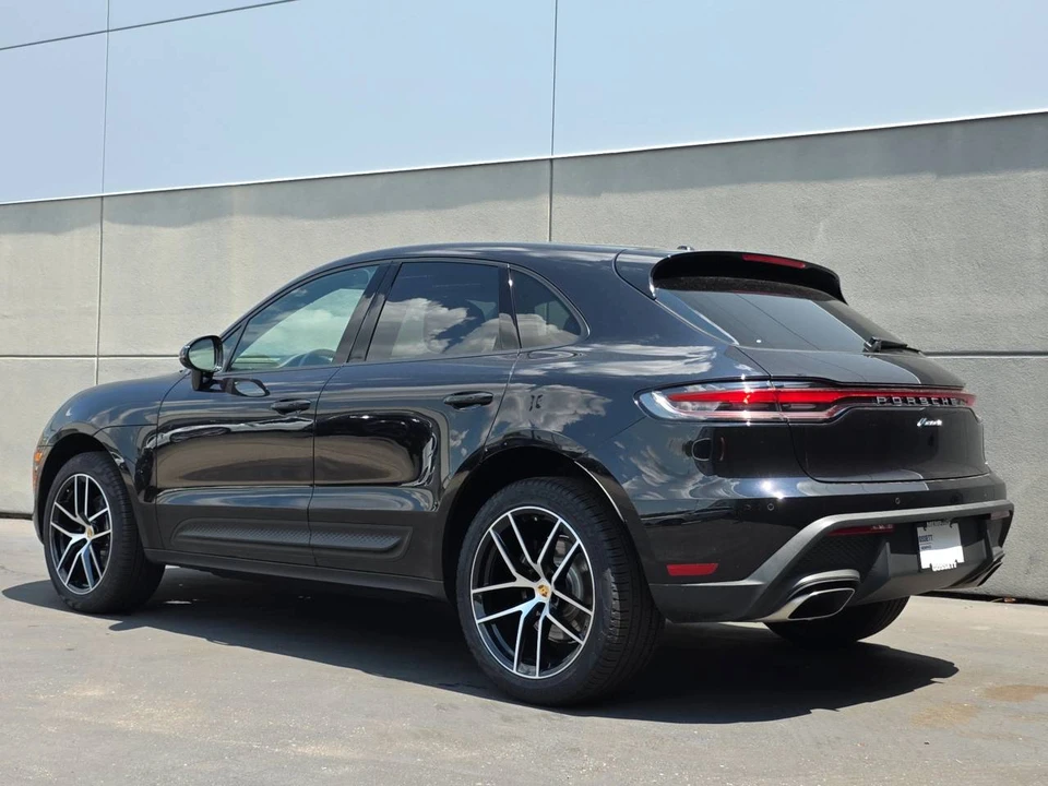 2025 Porsche Macan Electric - Image 3 of 5