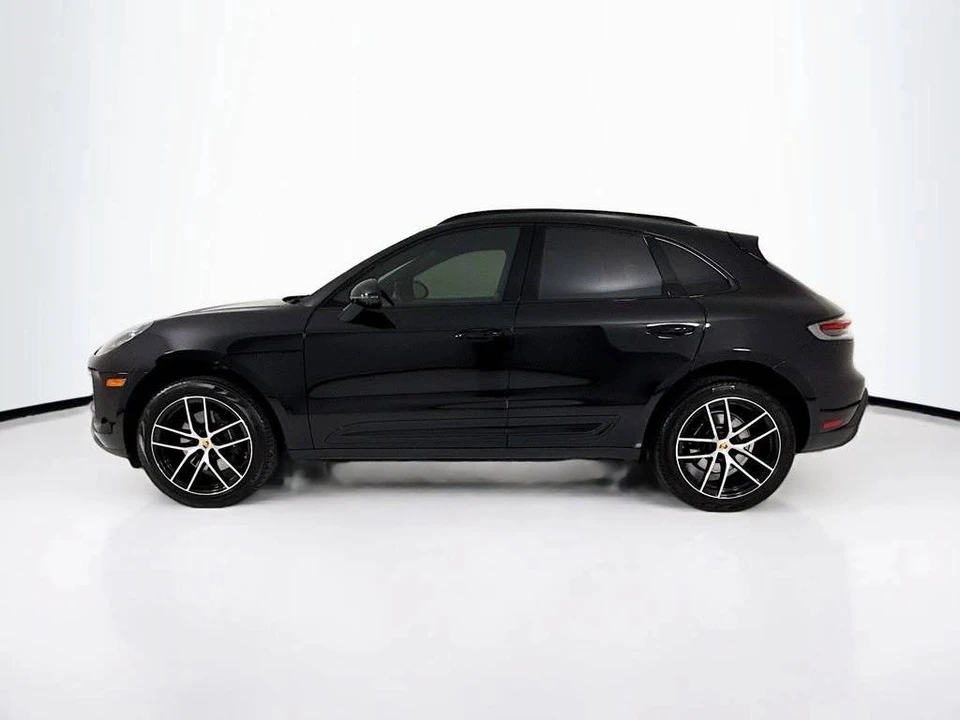 2025 Porsche Macan Electric - Image 2 of 5