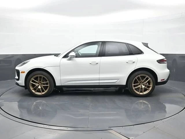 2025 Porsche Macan Electric - Image 2 of 5