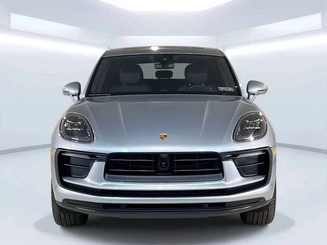 2025 Porsche Macan Electric - Image 2 of 5