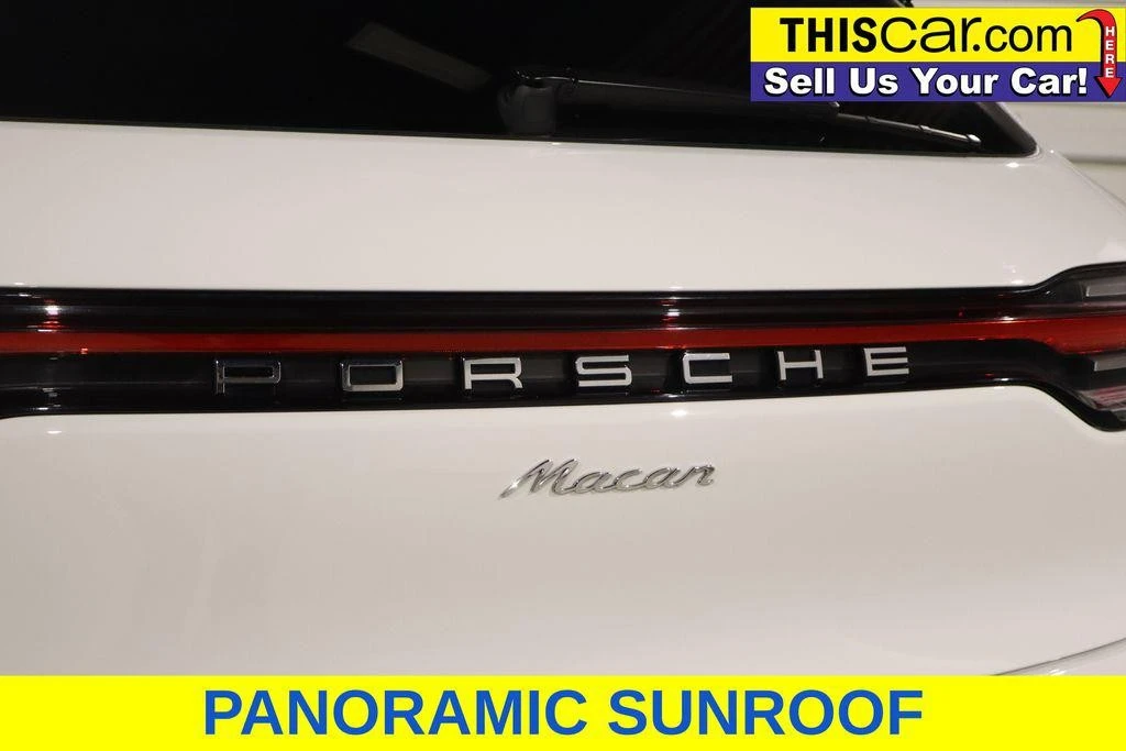 2025 Porsche Macan - Image 14 of 31