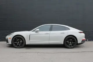 2025 Porsche 976 Panamera - Image 2 of 4