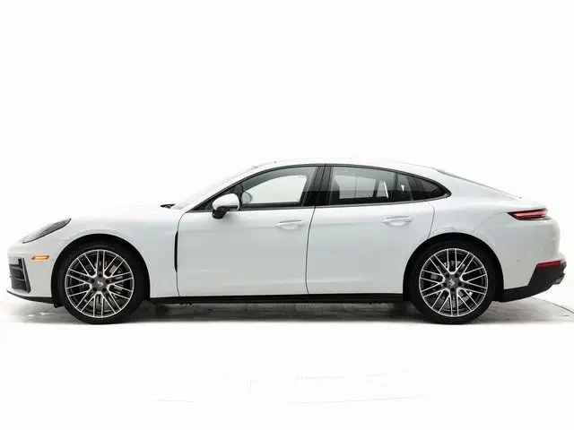 2025 Porsche 976 Panamera - Image 2 of 12