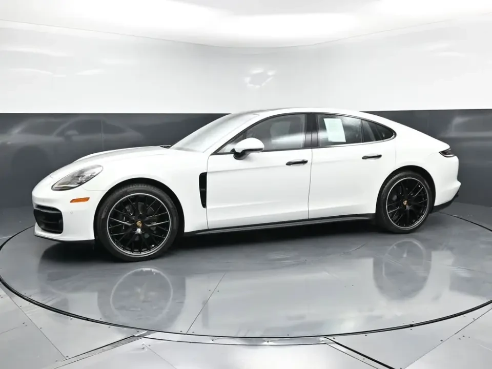 2025 Porsche 976 Panamera - Image 11 of 12