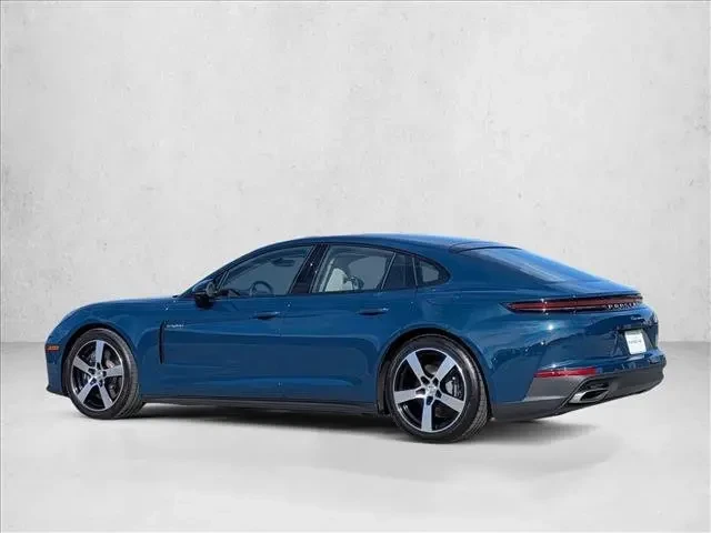 2025 Porsche 976 Panamera - Image 3 of 6