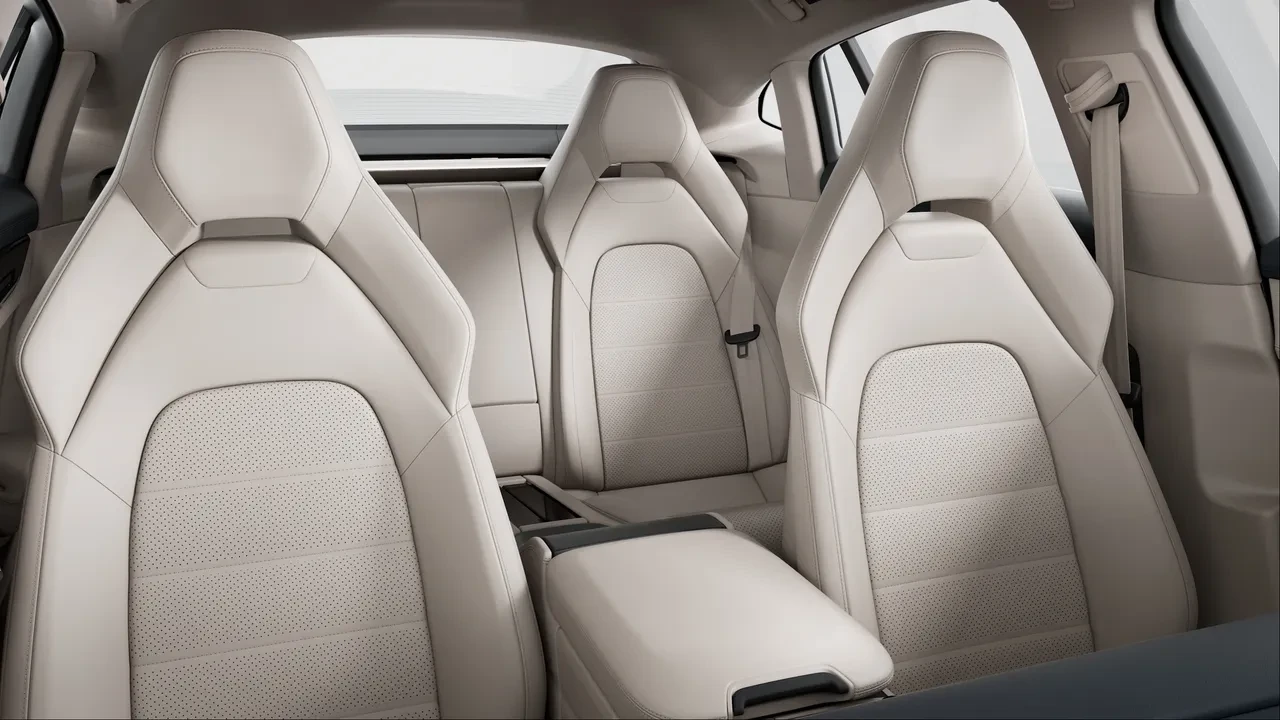 2025 Porsche 976 Panamera - Image 6 of 6