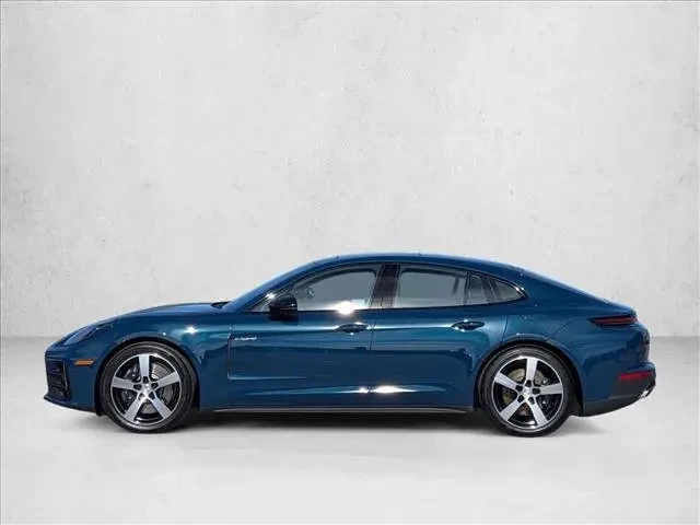 2025 Porsche 976 Panamera - Image 2 of 6