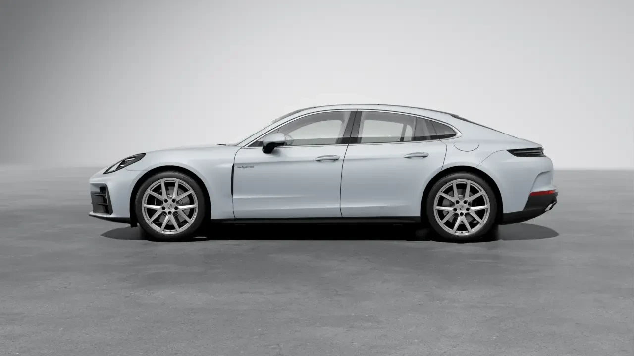 2025 Porsche 976 Panamera - Image 2 of 13