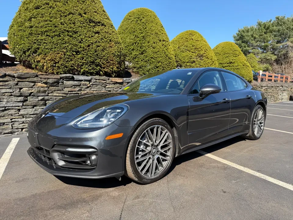 2025 Porsche 976 Panamera - Image 9 of 13