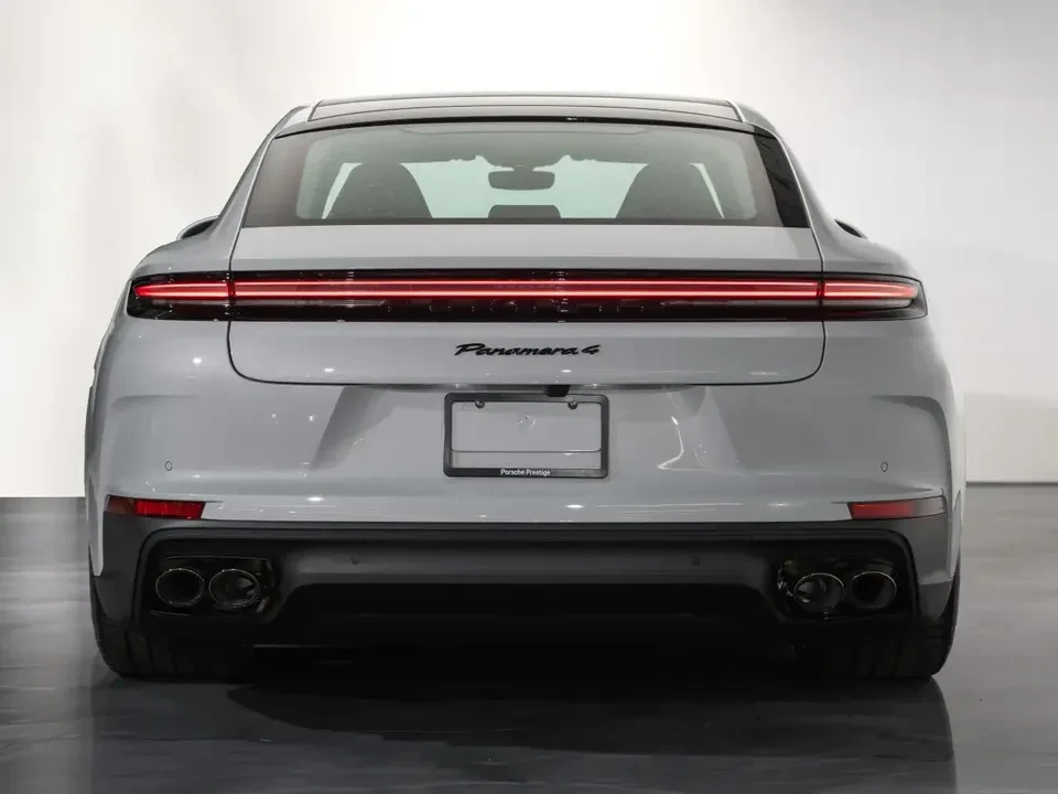 2025 Porsche 976 Panamera - Image 8 of 20