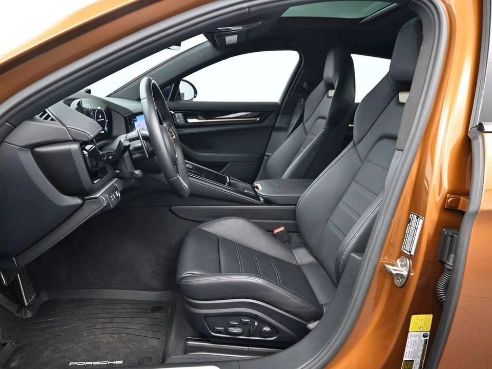2025 Porsche 976 Panamera - Image 5 of 5