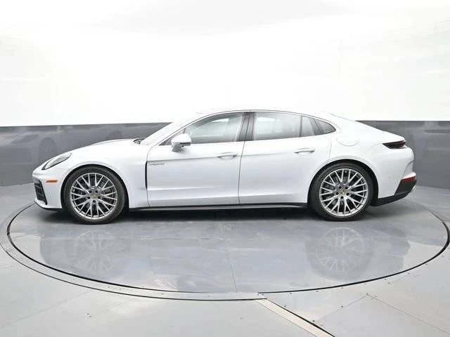 2025 Porsche 976 Panamera - Image 2 of 5