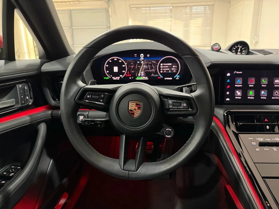 2025 Porsche 976 Panamera - Image 11 of 17