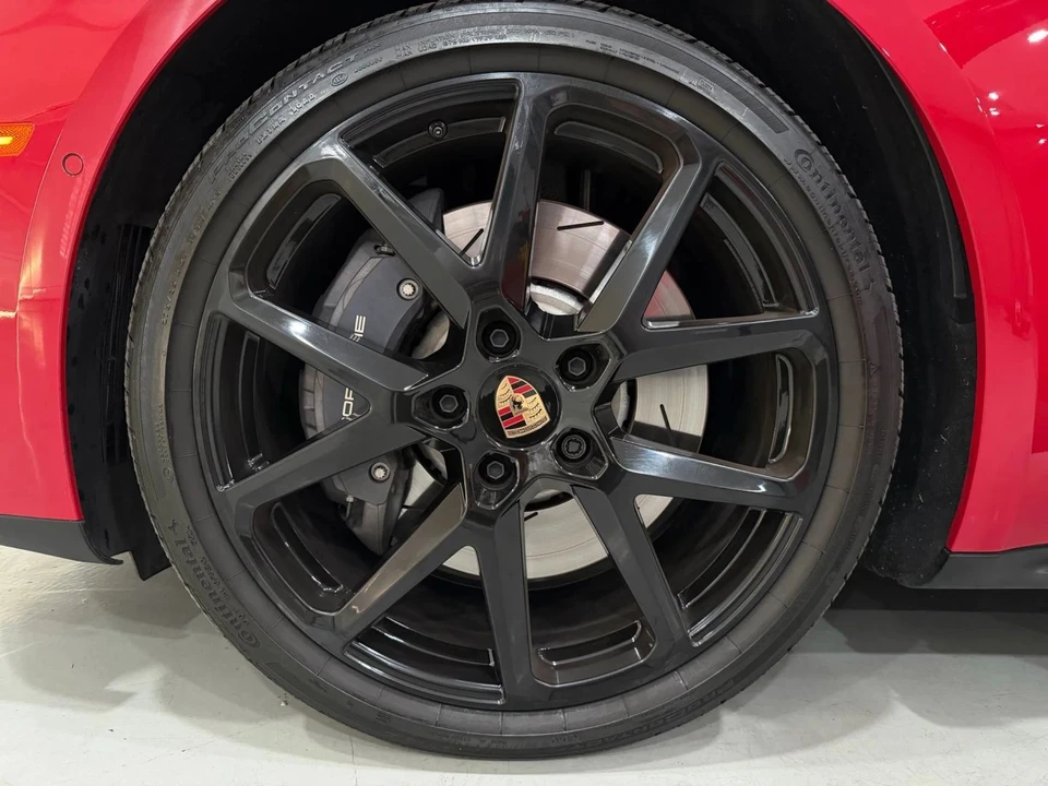 2025 Porsche 976 Panamera - Image 16 of 17