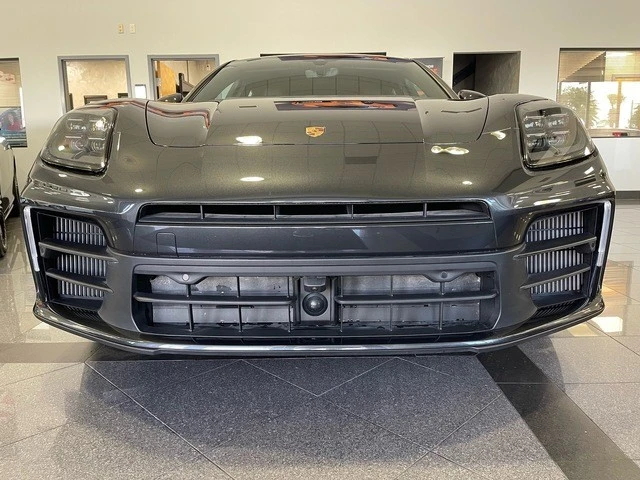 2025 Porsche 976 Panamera - Image 8 of 31