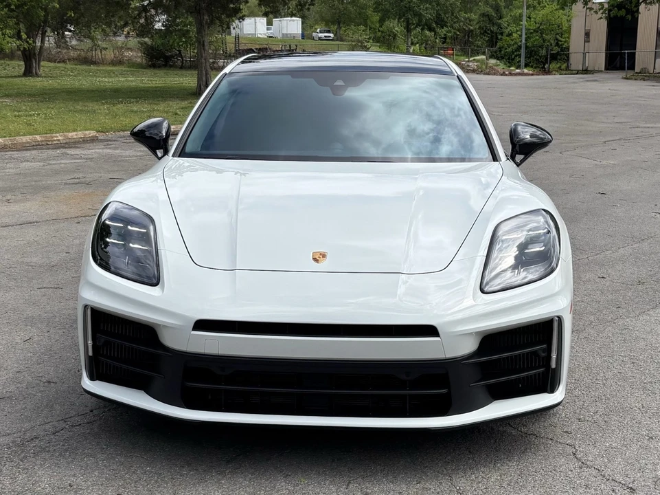 2025 Porsche 976 Panamera - Image 5 of 31