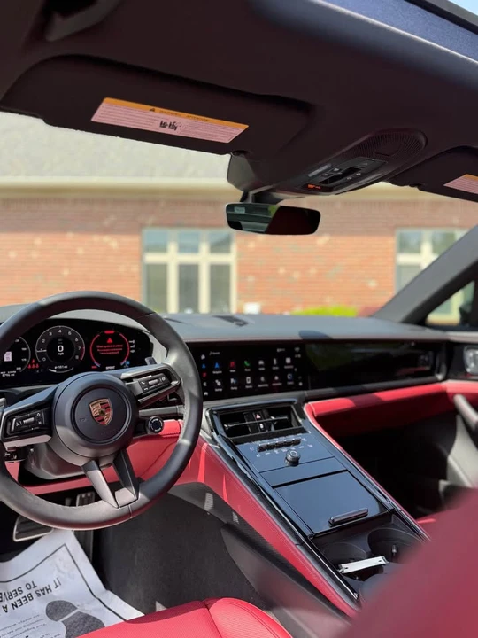 2025 Porsche 976 Panamera - Image 11 of 17