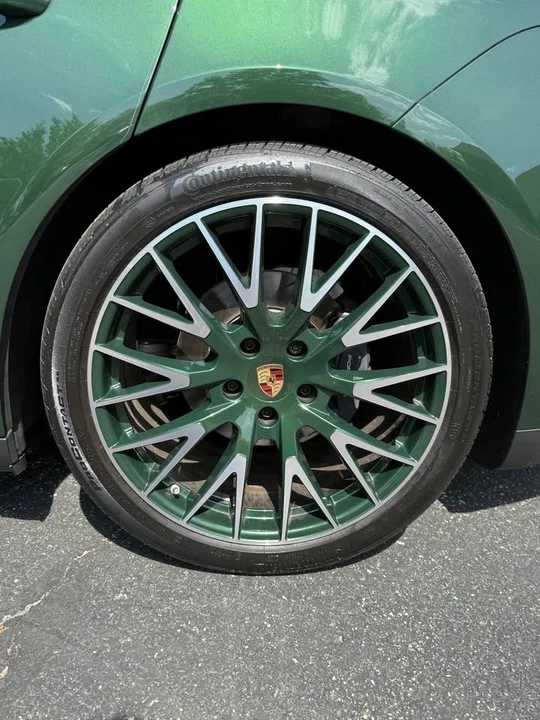 2025 Porsche 976 Panamera - Image 7 of 17