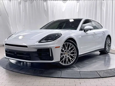 2025 Porsche Panamera 4
