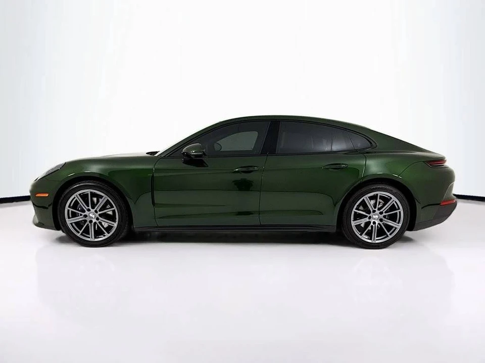2025 Porsche 976 Panamera - Image 2 of 5