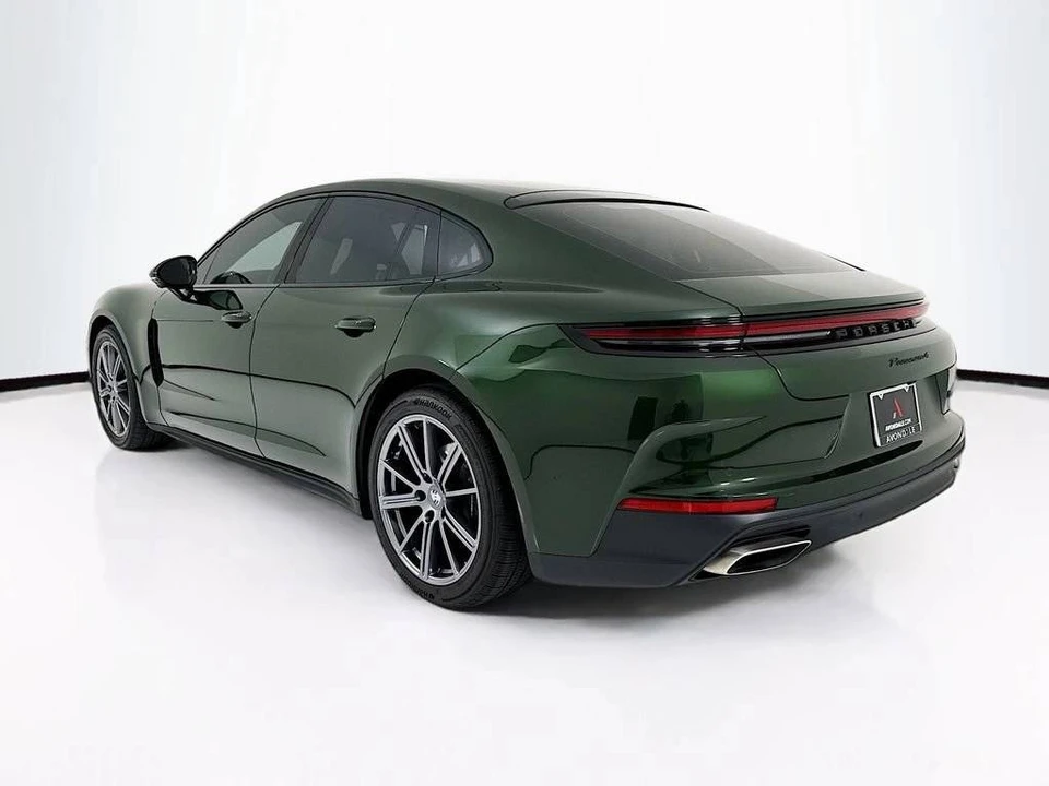 2025 Porsche 976 Panamera - Image 3 of 5