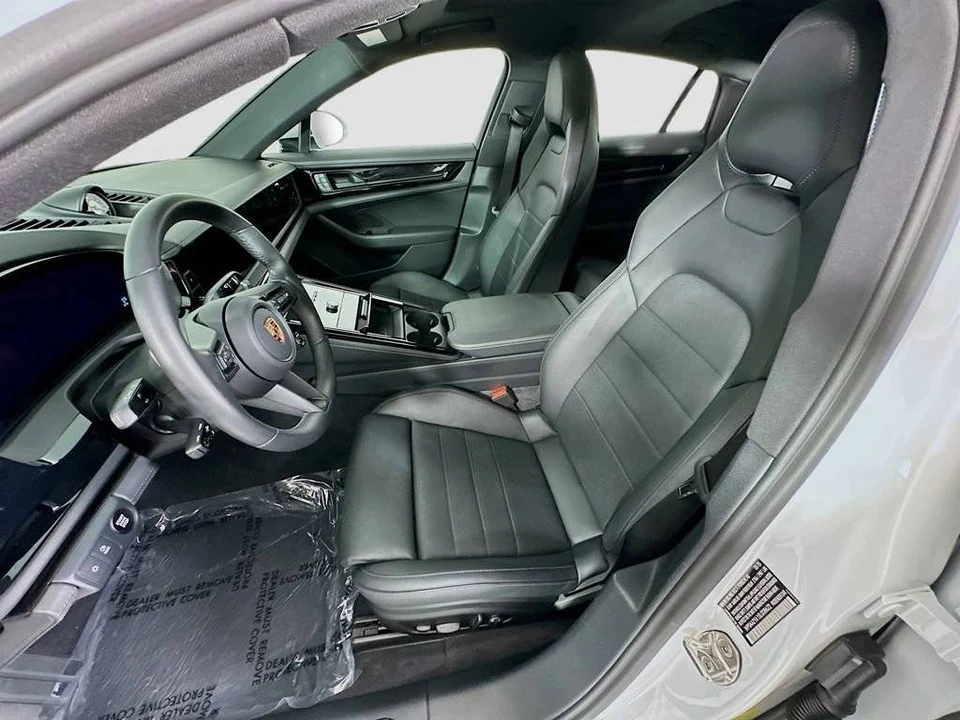 2025 Porsche 976 Panamera - Image 5 of 5