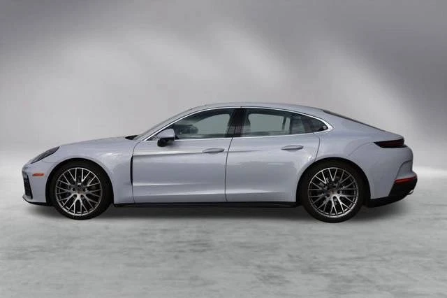 2025 Porsche 976 Panamera - Image 2 of 4