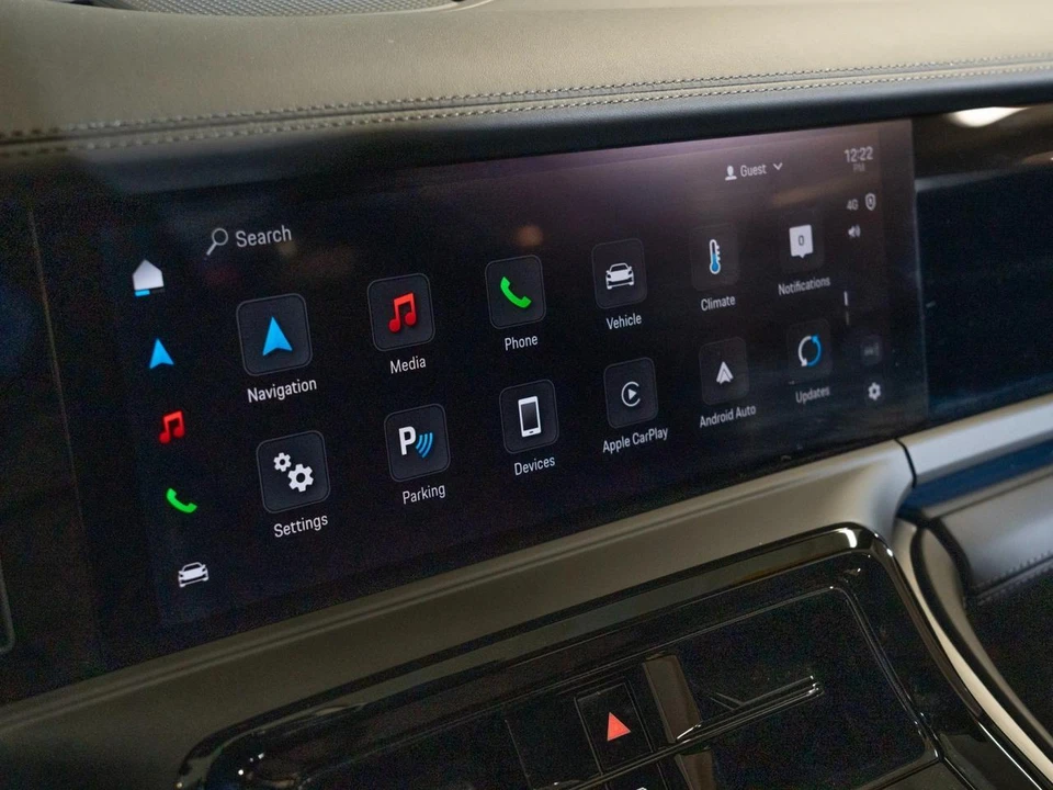 2025 Porsche 976 Panamera - Image 22 of 31