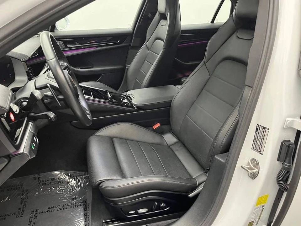 2025 Porsche 976 Panamera - Image 5 of 5
