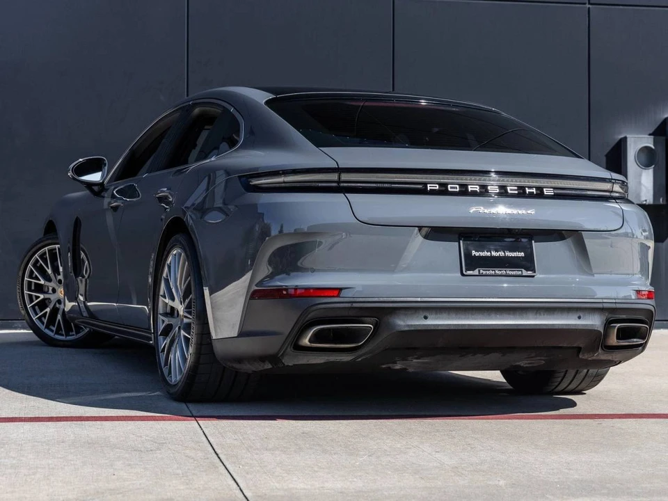 2025 Porsche 976 Panamera - Image 3 of 5