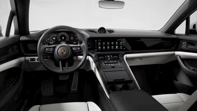2025 Porsche 976 Panamera - Image 26 of 31