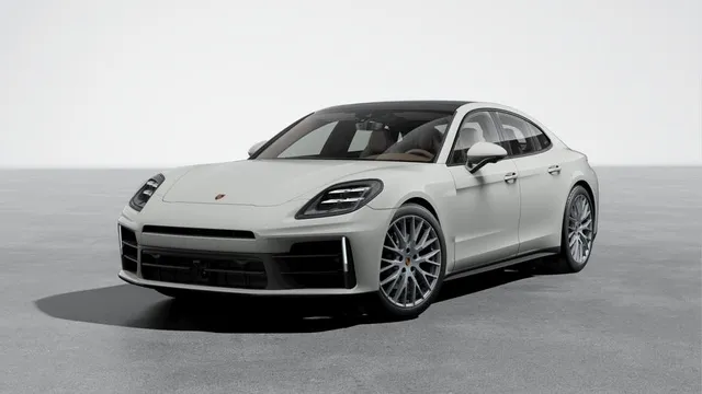2025 Porsche Panamera 4